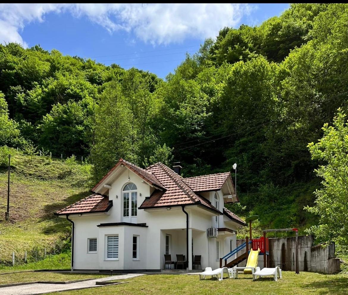 Cobras Plivsko Jezero, Jajce Villa Dış mekan fotoğraf